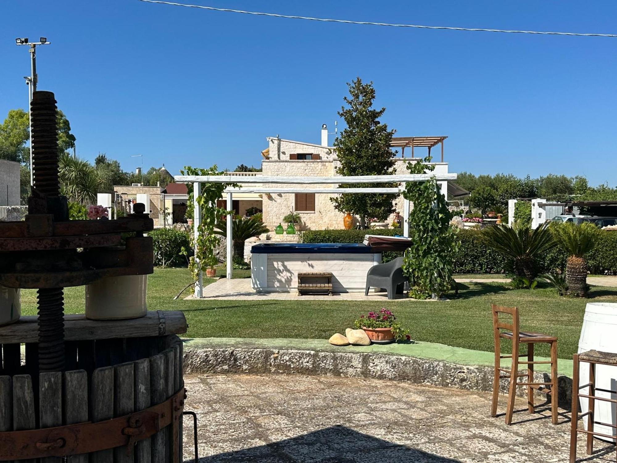 B&B Villa Grassi Альберобелло Экстерьер фото